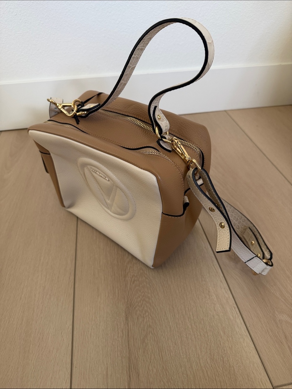 Valentino Cream and Brown Leather Crossbody with Embossed V Logo - Picture 7 of 16